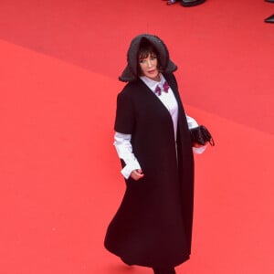 Isabelle Adjani - Montée des marches du film " Les Amandiers " lors du 75ème Festival International du Film de Cannes. Le 22 mai 2022 © Giancarlo Gorassini / Bestimage 