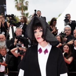 Isabelle Adjani - Montée des marches du film " Les Amandiers " lors du 75ème Festival International du Film de Cannes. Le 22 mai 2022 © Cyril Moreau / Bestimage 