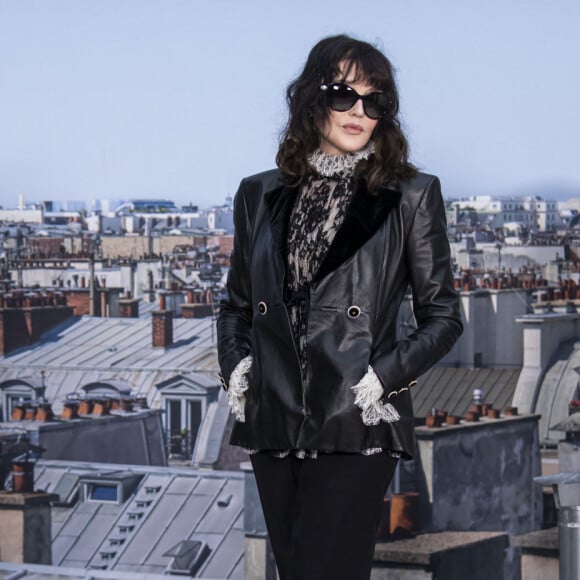 Isabelle Adjani - Photocall du défilé de mode "Chanel", collection PAP printemps-été 2020 au Grand Palais à Paris. Le 1er octobre 2019 © Olivier Borde / Bestimage 