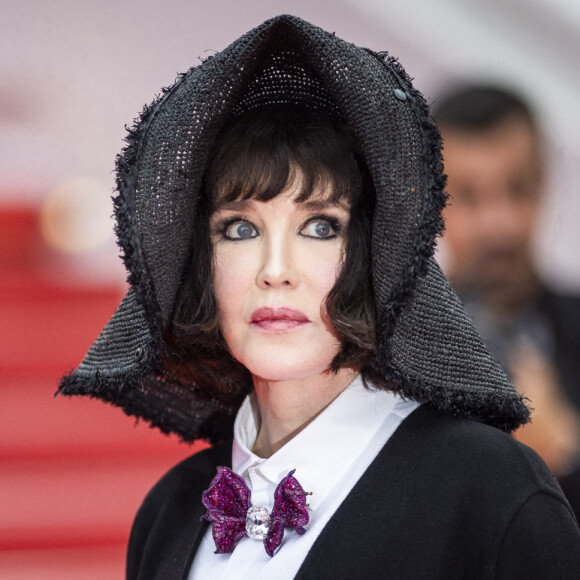 Isabelle Adjani - Montée des marches du film " Les Amandiers " lors du 75ème Festival International du Film de Cannes. © Cyril Moreau / Bestimage 