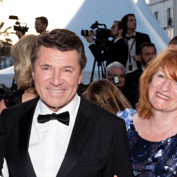 Laura Tenoudji-Estrosi et son mari Christian Estrosi, Muriel Mayette-Holtz et son mari Gérard Holtz - Montée des marches du film " Mascarade " lors du 75ème Festival International du Film de Cannes. Le 27 mai 2022 © Cyril Moreau / Bestimage 