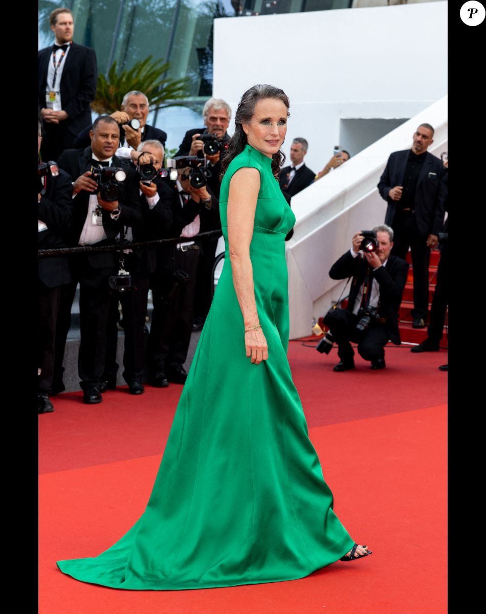 Andie MacDowell - Montée des marches pour la cérémonie de clôture du 75ème Festival International du Film de Cannes. Le 28 mai 2022 © Olivier Borde / Bestimage