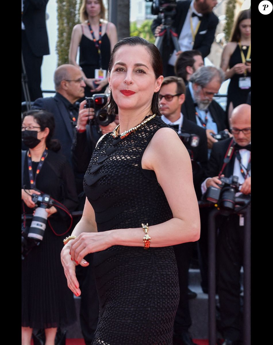 Amira Casar - Montée des marches pour la cérémonie de clôture du 75ème Festival International du Film de Cannes. Le 28 mai 2022 © Giancarlo Gorassini / Bestimage