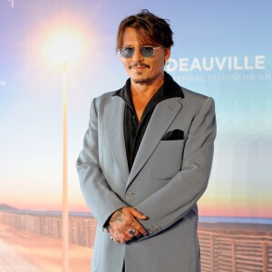 Johnny Depp au photocall du film "Waiting For The Barbarians" lors du 45éme festival du Cinéma Américain de Deauville, France, le 8 septembre 2019.