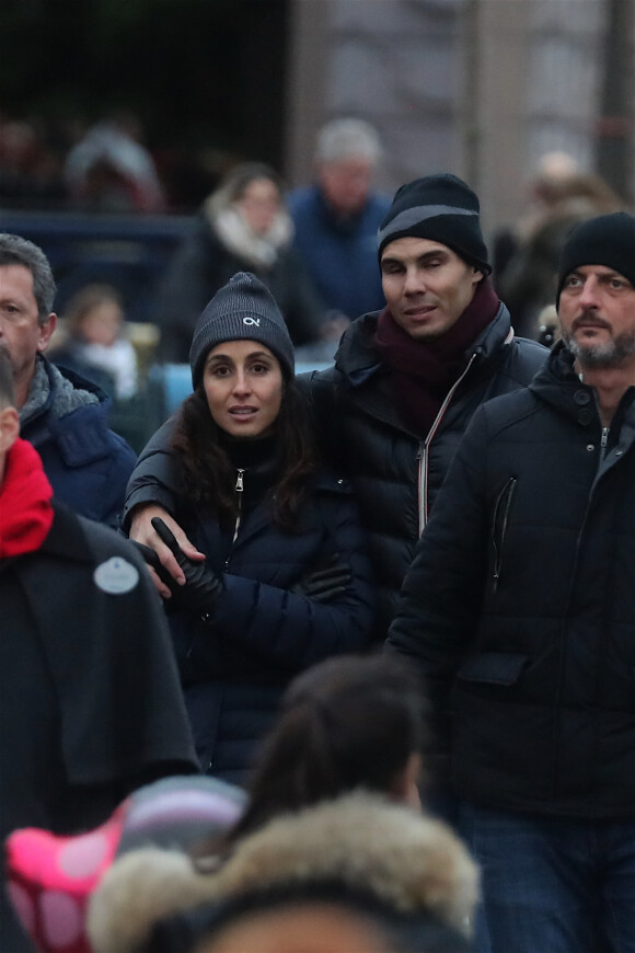 Exclusif - Rafael Nadal, sa femme Xisca Mery Perello et des membres de sa famille passent le week-end à Disneyland Paris le 29 Novembre 2019.