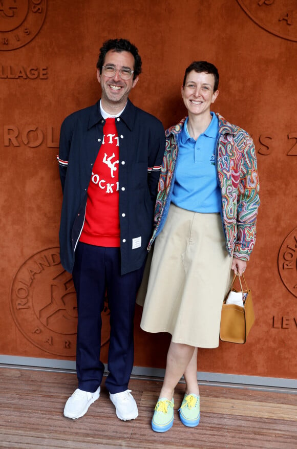 Sara Andelman et son mari Philip Andelman au village (jour 10) lors des Internationaux de France de Tennis de Roland Garros 2022 à Paris, France, le 31 mai 2022. © Dominique Jacovides/Bestimage 