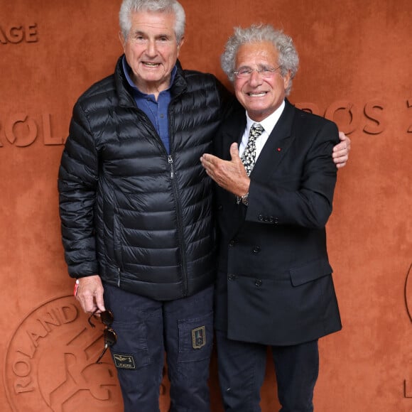 Claude Lelouch et Laurent Dassault au village (jour 10) lors des Internationaux de France de Tennis de Roland Garros 2022 à Paris, France, le 31 mai 2022. © Dominique Jacovides/Bestimage 