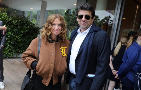 Aurélie Saada et Patrick Bruel au village (jour 10) lors des Internationaux de France de Tennis de Roland Garros 2022 à Paris, France, le 31 mai 2022. © Dominique Jacovides/Bestimage 