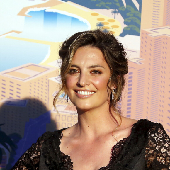 Laëtitia Milot - 65ème édition du Bal de la Rose donné au profit de la Fondation Princesse Grace sur le thème de la Riviera, une idée de K. Lagerfeld, à la Salle des Etoiles du Sporting Monte-Carlo à Monaco, le 30 mars 2019. © Jean-François Ottonello / Nice Matin / Bestimage