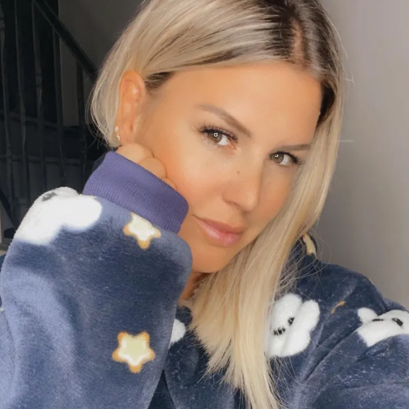 Amélie Neten (36 ans) sur Instagram