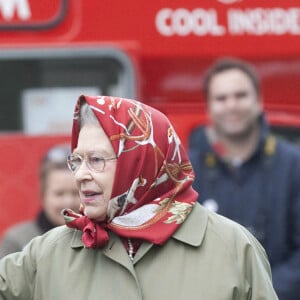 La Reine Elizabeth II assiste au "Royal Windsor Horse Show" le 14 mai 2010.