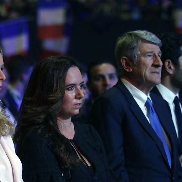 Marion Maréchal (enceinte), Sarah Knafo, Philippe de Villiers - Meeting de Eric Zemmour, candidat à l'élection présidentielle, au Zénith de Toulon le 6 mars 2022