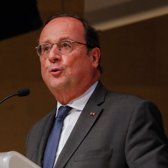 Exclusif - François Hollande - 10e cérémonie du prix de l'audace artistique et culturelle à l'auditorium de l'institut de France à Paris. © Christophe Clovis / Bestimage