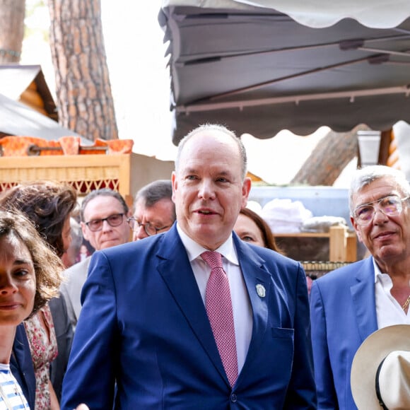 Le prince Albert II à la fête des Fiefs 3ème rencontre des sites historiques Grimaldi de Monaco, le 4 juin 2022. © Claudia Albuquerque/Bestimage