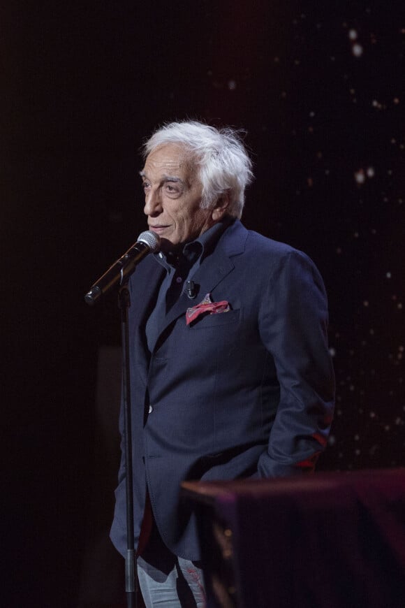 Exclusif - Gérard Darmon - Hommage à Charles Aznavour lors de l'émission "Monsieur Aznavour", diffusée sur C8. Le 3 octobre 2019 © Jack Tribeca / Bestimage 