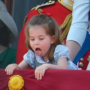 Catherine (Kate) Middleton, duchesse de Cambridge, et la princesse Charlotte de Cambridge - Les membres de la famille royale britannique lors du rassemblement militaire "Trooping the Colour" (le "salut aux couleurs"), célébrant l'anniversaire officiel du souverain britannique. Cette parade a lieu à Horse Guards Parade, chaque année au cours du deuxième samedi du mois de juin. Londres, le 9 juin 2018.