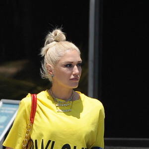 Exclusif - Gwen Stefani porte les vêtements de sa marque lors d'une sortie à Los Angeles le 15 juin 2021.