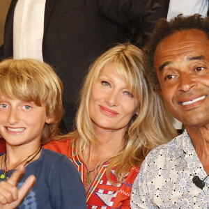 Yannick Noah nommé capitaine de l'équipe de France de coupe Davis - Isabelle Camus avec Yannick Noah et leur fils Joalukas - Enregistrement de l'émission "Vivement Dimanche" à Paris le 11 juin 2014.