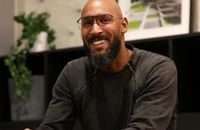 Nicolas Anelka avec sa sublime femme Barbara : très rare apparition, pour une soirée mémorable avec les Sy !