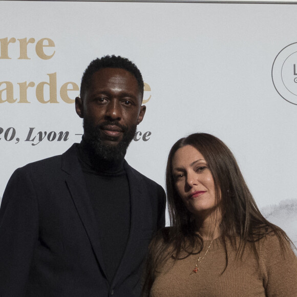 Thomas Ngijol et sa compagne Karole Rocher, lors de la cérémonie de clôture de la 12e édition du Festival du film Lumière à Lyon, du 10 au 18 octobre 2020. Le festival rend, cette année, hommage aux cinéastes belges Jean-Pierre et Luc Dardenne, doubles lauréats de la Palme d'Or. Lyon, le 16 octobre 2020. © Sandrine Thesillat / Panoramic / Bestimage 