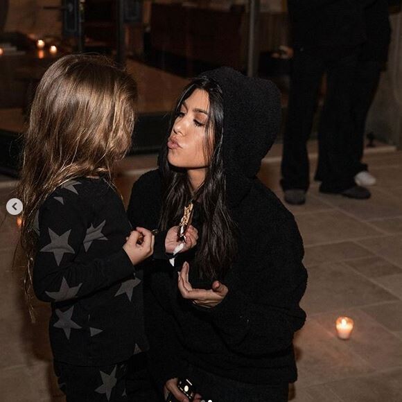 Kourtney Kardashian et son fils Reign. Décembre 2019.