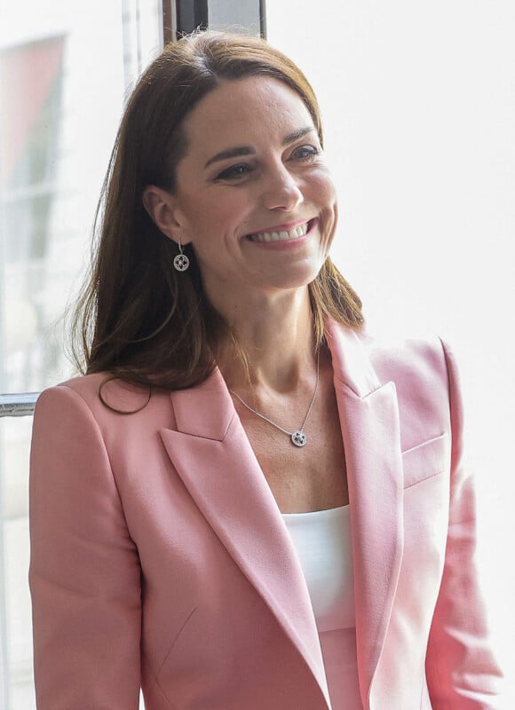 Catherine (Kate) Middleton, duchesse de Cambridge, et le Royal Foundation Centre for Early Childhood organisent une table ronde à la Royal Institution de Londres, le 16 juin 2022. 