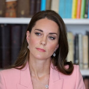 Catherine (Kate) Middleton, duchesse de Cambridge, et le Royal Foundation Centre for Early Childhood organisent une table ronde à la Royal Institution de Londres, le 16 juin 2022.