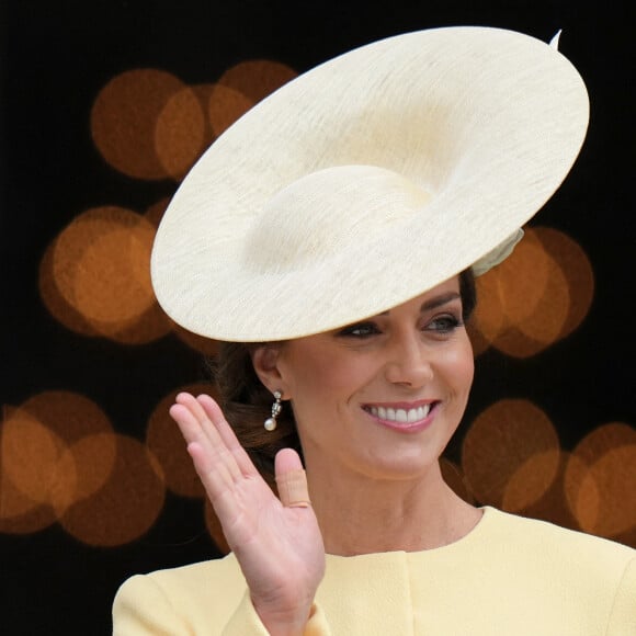 Catherine (Kate) Middleton, duchesse de Cambridge, - Les membres de la famille royale et les invités à la sortie de la messe du jubilé, célébrée à la cathédrale Saint-Paul de Londres, Royaume Uni, le 3 juin 2022. 