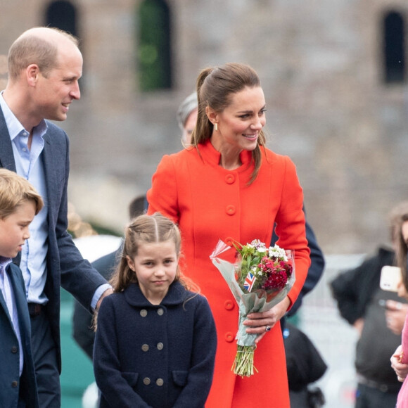 Le prince William, duc de Cambridge, et Catherine (Kate) Middleton, duchesse de Cambridge, accompagnés de leurs enfants, le prince George de Cambridge et la princesse Charlotte de Cambridge en visite au château de Cardiff, Royaume Uni, le 4 juin 2022, à l'occasion du jubilé de platine de la reine d'Angleterre. 