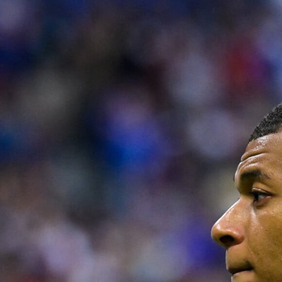 Attitude de Kylian Mbappé ( 10 - France ) - - Match de la 4ème journée de la Ligue des Nations entre la France et la Croatie au Stade de France à Saint-Denis le 13 juin 2022.