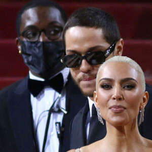 Kim Kardashian (qui porte la célèbre robe de Marilyn Monroe), Pete Davidson - Les célébrités arrivent à la soirée du "MET Gala 2022" à New York, le 2 mai 2022.