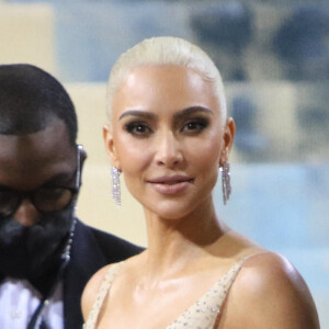 Kim Kardashian (qui porte la célèbre robe de Marilyn Monroe) - Les célébrités arrivent à la soirée du "MET Gala 2022" à New York, le 2 mai 2022.