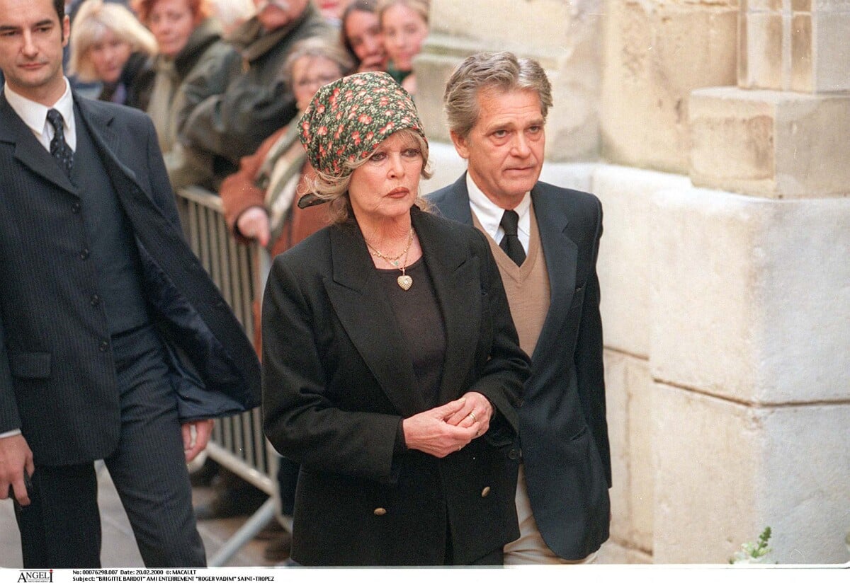 Photo : Brigitte Bardot pour lenterrement de Roger Vadim. - Purepeople