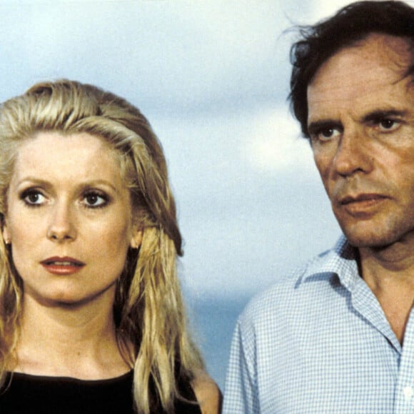 Jean-Louis TRINTIGNANT, Catherine Deneuve dans le film "Je vous aime" (1980) © MPP / Bestimage