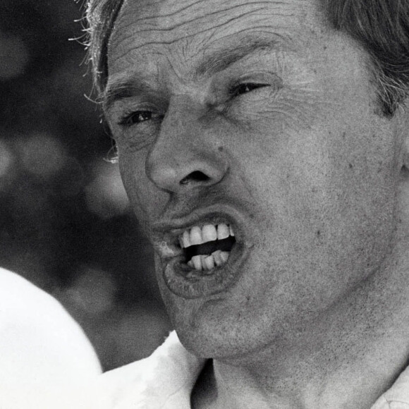 Jean-Louis Trintignant - Jean-Louis TRINTIGNANT dans le film "La Femme du dimanche" (1975) © MPP / Bestimage