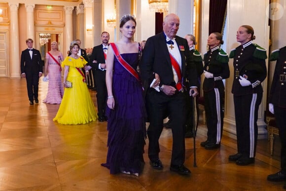 La princesse Ingrid Alexandra de Norvège, Le roi Harald V de Norvège lors du dîner de gala pour célébrer le 18ème anniversaire de la princesse Ingrid Alexandra au Palais d'Oslo, Norvège, le 17 juin 2022. © NTB/Zuma Press/Bestimage 