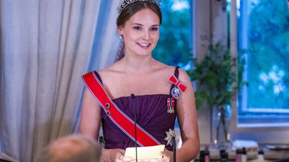 Ingrid Alexandra de Norvège fête ses 18 ans : chic réception devant le gratin des têtes couronnées !