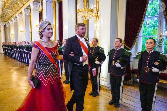 Le roi Willem-Alexander et la reine Maxima des Pays-Bas lors du dîner de gala pour célébrer le 18ème anniversaire de la princesse Ingrid Alexandra au Palais d'Oslo, Norvège, le 17 juin 2022. © NTB/Zuma Press/Bestimage 