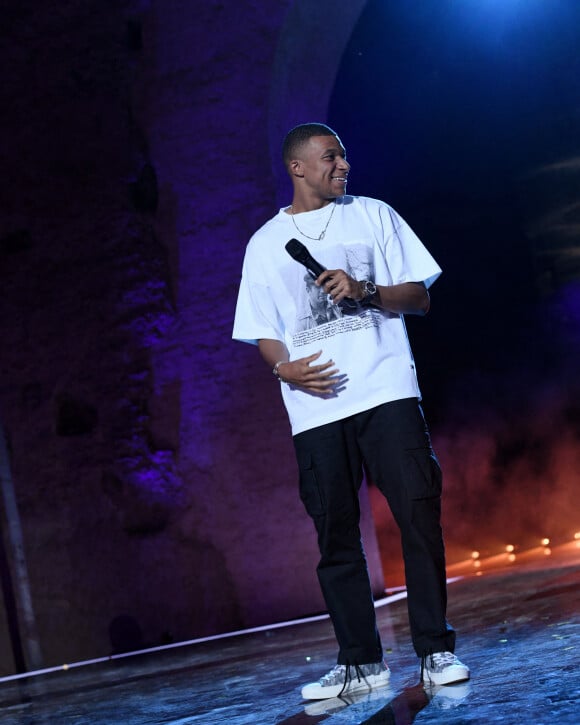 Exclusif - Kylian Mbappé - Soirée du grand gala du "Marrakech du Rire" pour la 10e édition au palais El Badiî à Marrakech, le 18 juin 2022. © Rachid Bellak/Bestimage