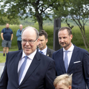 Le prince Haakon de Norvège, le prince Albert II de Monaco, la princesse Charlene, le prince Jacques et la princesse Gabriella - Le prince Albert II de Monaco inaugure l'exposition l’exposition "Sailing the Sea of Science, Scientist and explorer. Prince Albert Ier and the early norwegian exploration of Svalbard " au Fram Museum à Oslo le 22 juin 2022.