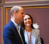 Le prince William, duc de Cambridge, et Catherine (Kate) Middleton, duchesse de Cambridge, découvrent leur portrait de l'artiste Jamie Coreth au musée Fitzwilliam de l'Université de Cambridge, Royaume Uni, le 23 juin 2022