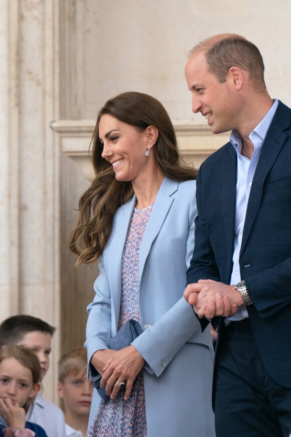 Le prince William, duc de Cambridge, et Catherine (Kate) Middleton, duchesse de Cambridge, visitent le musée Fitzwilliam de l'Université de Cambridge, Royaume Uni