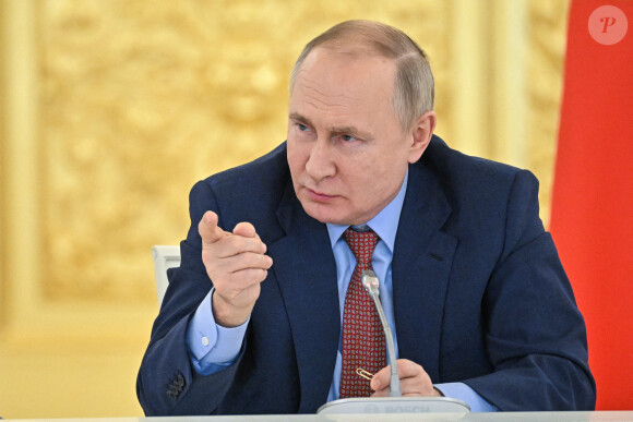 Le président russe Vladimir Poutine rencontre des membres de l'organisation publique panrusse Delovaya Rossiya [Business Russia] au Kremlin de Moscou, Russie, le 3 février 2022. 