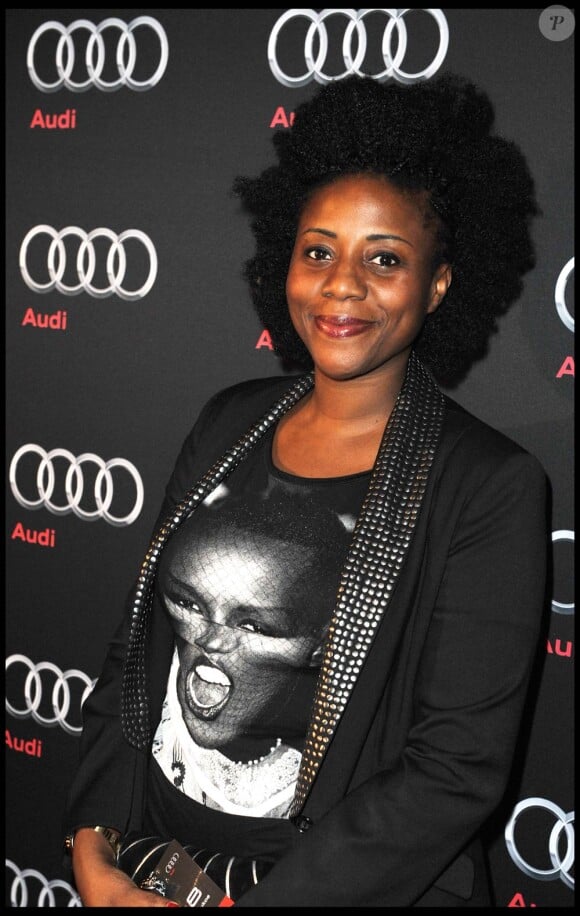 Aline Afanoukoé, à l'occasion de la grande soirée de lancement de l'Audi A8 qui s'est tenue à l'Olympia, à Paris, le 2 février 2010.