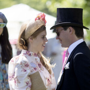 La princesse Beatrice d'York et son mari Edoardo Mapelli Mozzi lors du premier jour de la Royal Ascot 2022 à l'hippodrome d'Ascot dans le Berkshire, Royaume Uni, le 14 juin 2022. 