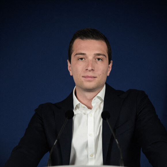 Jordan Bardella, président du Rassemblement national, présente les candidats du parti pour les prochaines élections législatives des 12 et 19 juin 2022. Paris. Le 11 mai 2022. © Baptiste Autissier / Panoramic / Bestimage 