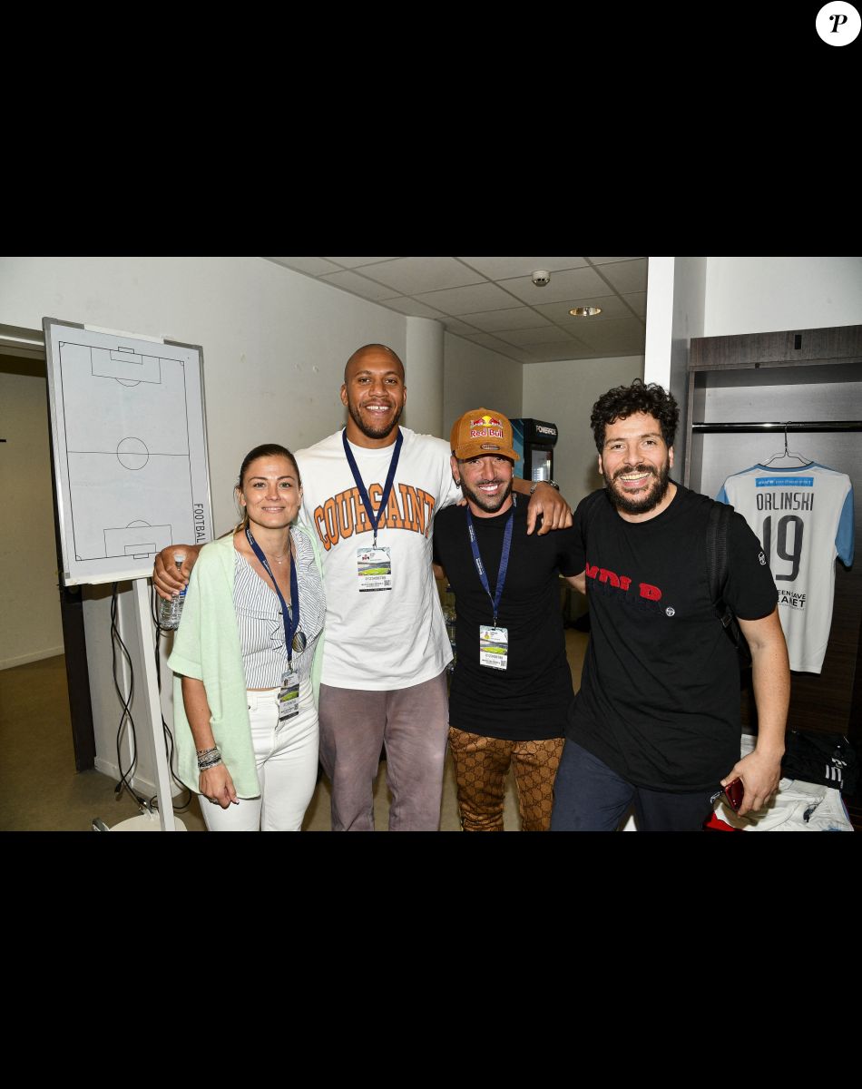 Exclusif - Laure Boulleau, Ciryl Gane, Sean Garnier et Redouane Bougheraba lors du match de football caritatif (Le match des héros Unicef) entre l'OL Légendes et la team Unicef au Groupama Stadium à Lyon en faveur des enfants d'Ukraine et pour célébrer les 20 ans du premier titre de Champion de France de l Olympique Lyonnais le 10 mai 2022. © Pierre Perusseau / Bestimage
