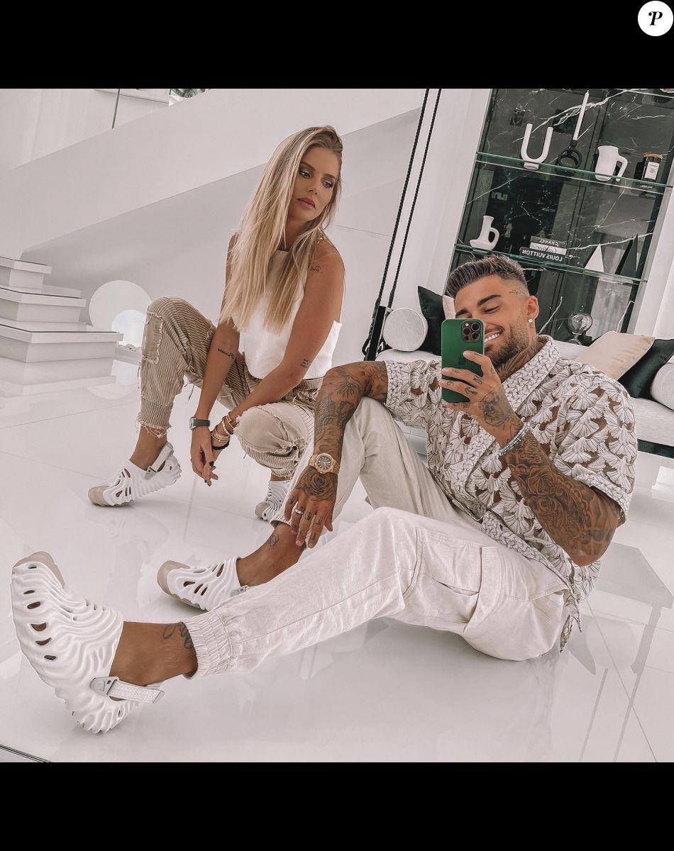 Jessica Thivenin pose avec son mari Thibault Garcia