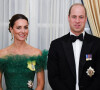 Le prince William, duc de Cambridge, et Kate Catherine Middleton, duchesse de Cambridge, lors du dîner dans la résidence du gouverneur général P.Allen, King's House, à Kingston, à l'occasion de leur voyage officiel en Jamaïque.