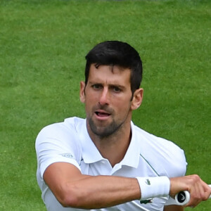 Novak Djokovic remporte son match contre Thanasi.Kokkinakis lors du tournoi de tennis Wimbledon 2022 le 29 juin 2022. © Antoine Couvercelle / Panoramic / Bestimage